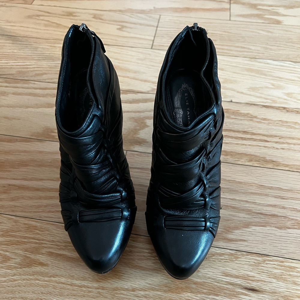 Black platform pump with zip up back. My favorite shoes ever!